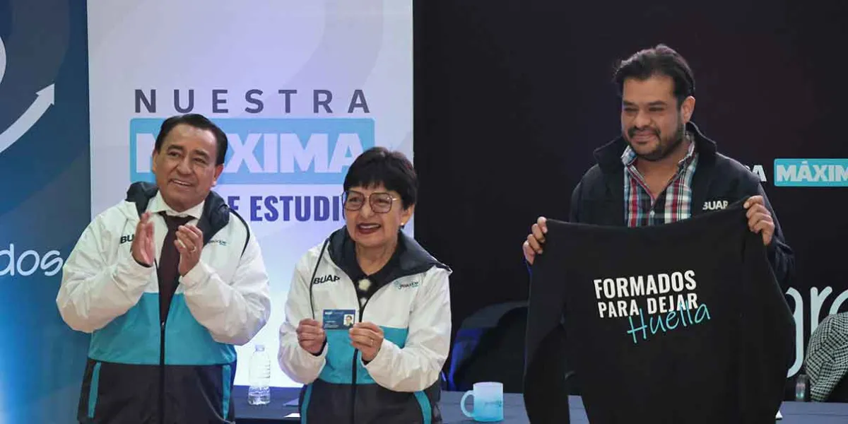 BUAP presenta plataforma digital “Egresados” para trámites y vinculación laboral