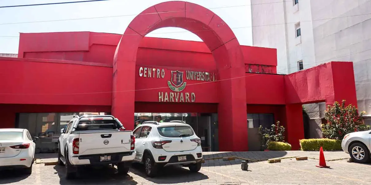 Autoridades federales suspenden Centro Universitario Harvard en Puebla