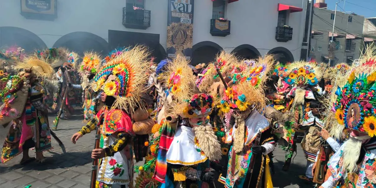 Multitudinario remate de Carnaval en Huejotzingo 