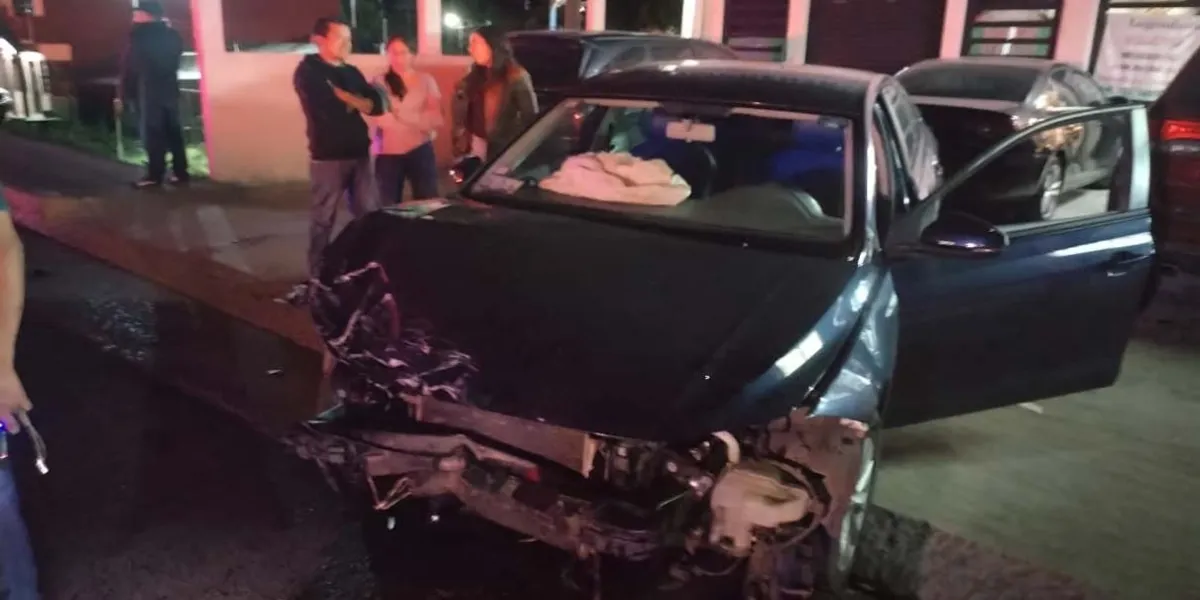Conductor borracho provoca carambola en Xicotepec