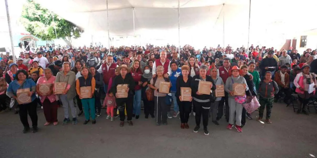 Entrega Pepe Chedraui despensas para garantizar alimentación digna en la capital