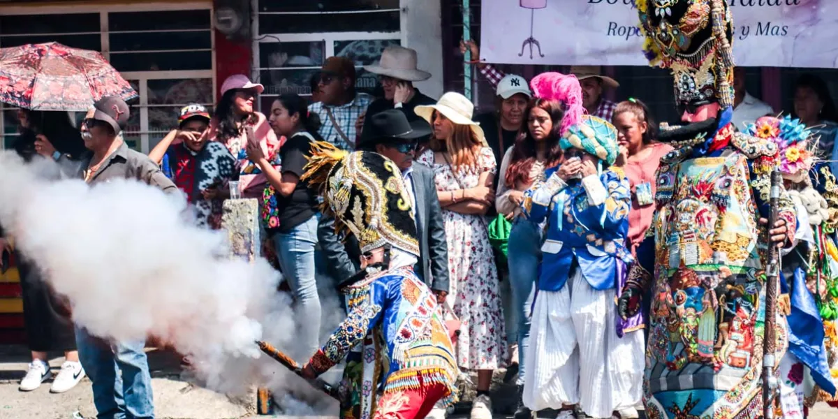 Huejotzingo vive su Carnaval 2026 entre tradición, batallones y denuncia social