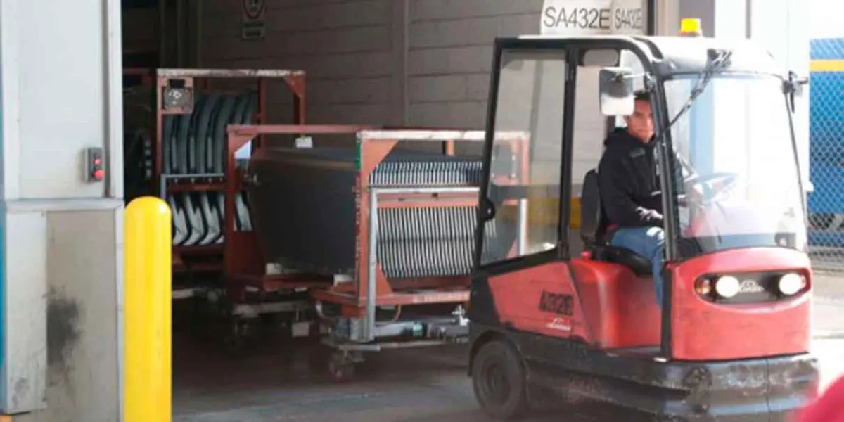 Pedidos manufactureros repuntan, pero persiste desconfianza para invertir: INEGI