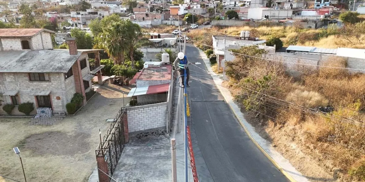 La colonia Los Ángeles de Atlixco tendrá mejor alumbrado público