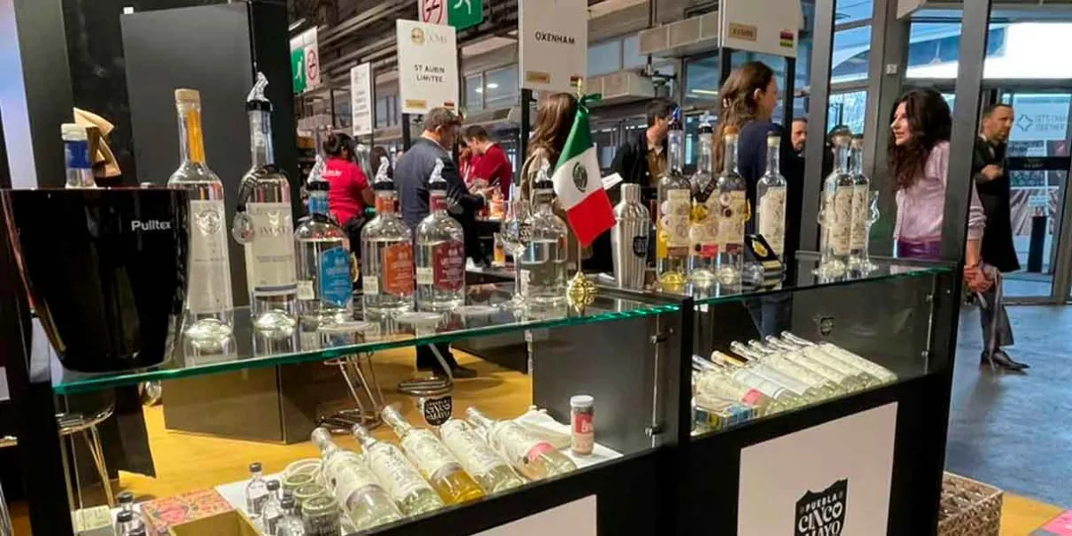 Mezcal poblano conquista Wine Paris 2026 y busca expandirse en Europa