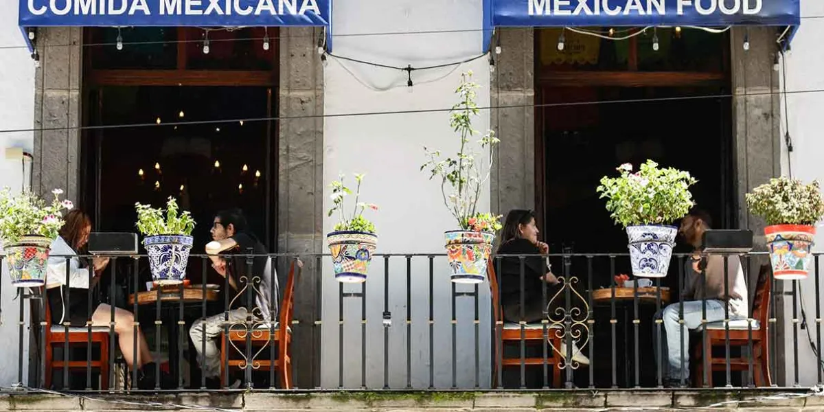 Restaurantes en Puebla refuerzan seguridad con botones de alerta