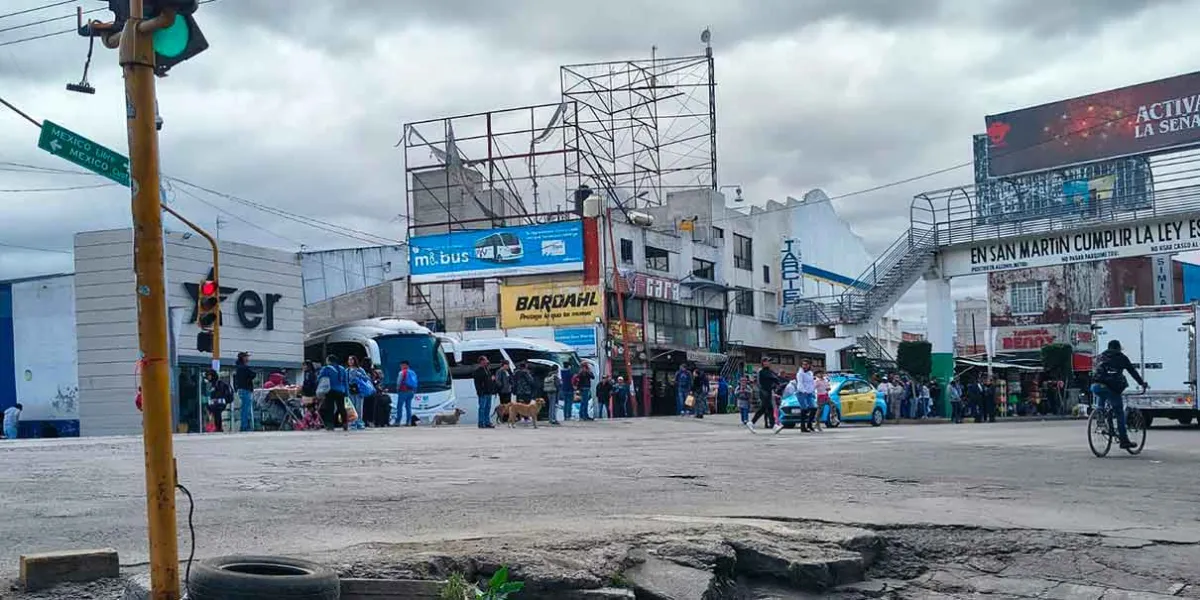 Suspenden corridas de transporte en Texmelucan tras incendios en la México-Puebla 