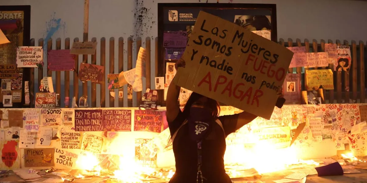 8M. Manifestantes dañaron instalaciones de Tesorería Municipal, RUTA y la Fiscalía