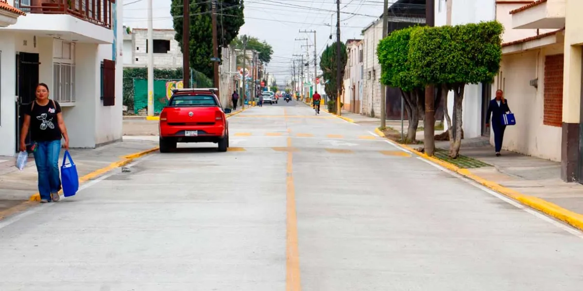 Tonantzin Fernández entregó renovada vialidad en Barrio de La Magdalena 