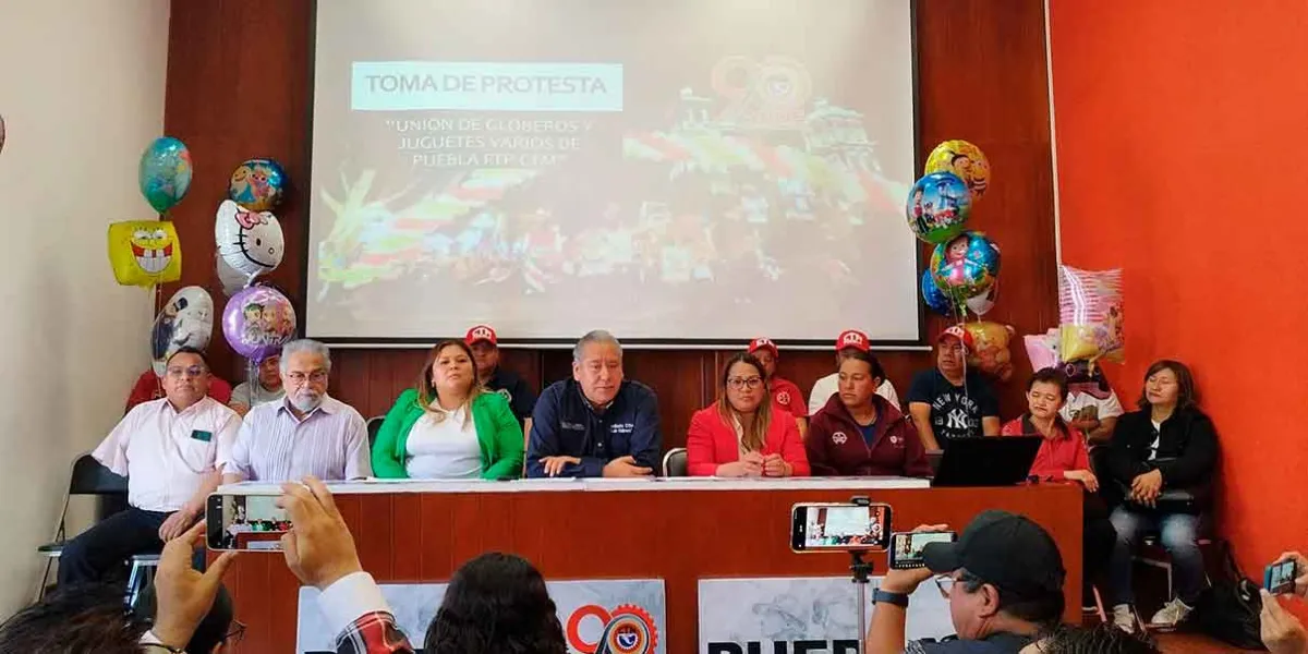 Globeros de Puebla buscan reconocimiento como actividad artesanal para dignificar su trabajo