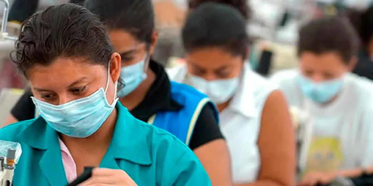 Mujeres en Puebla trabajan más de 21 horas adicionales que hombres: Observatorio