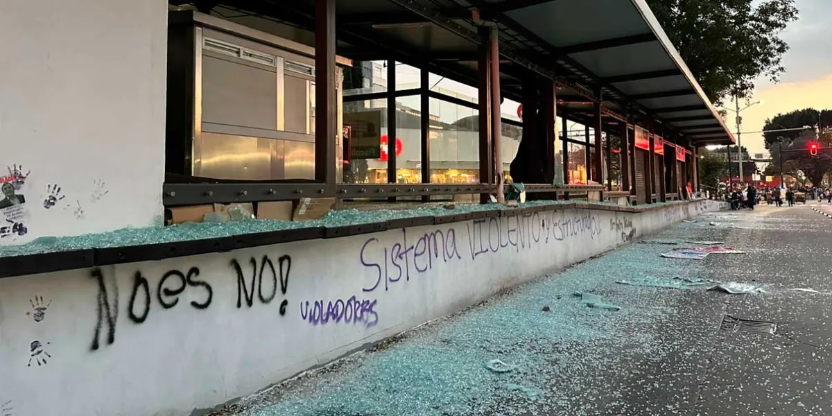 Para destrucción de 5 paraderos, se suspende el servicio de la Línea 3 RUTA  