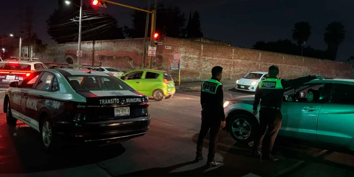 Bulevar Forjadores cerrado por percance de tren en Cuautlancingo