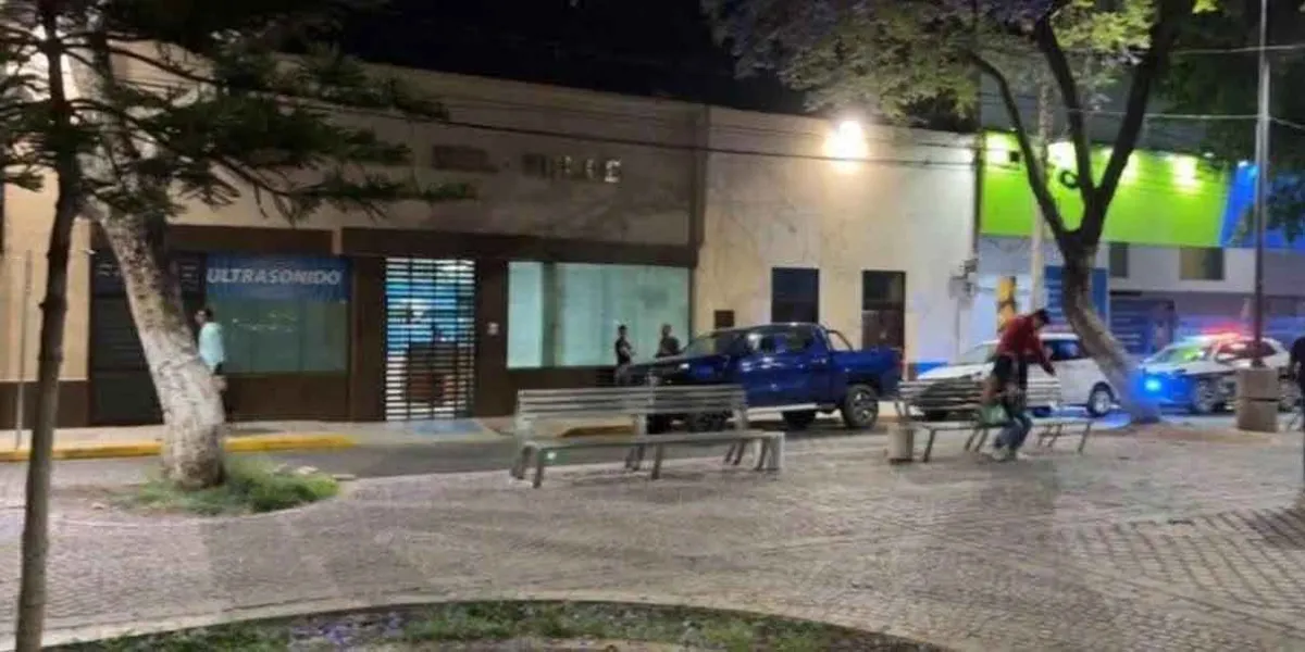 Hombre resulta herido por arma de fuego en Ajalpan tras presunta riña