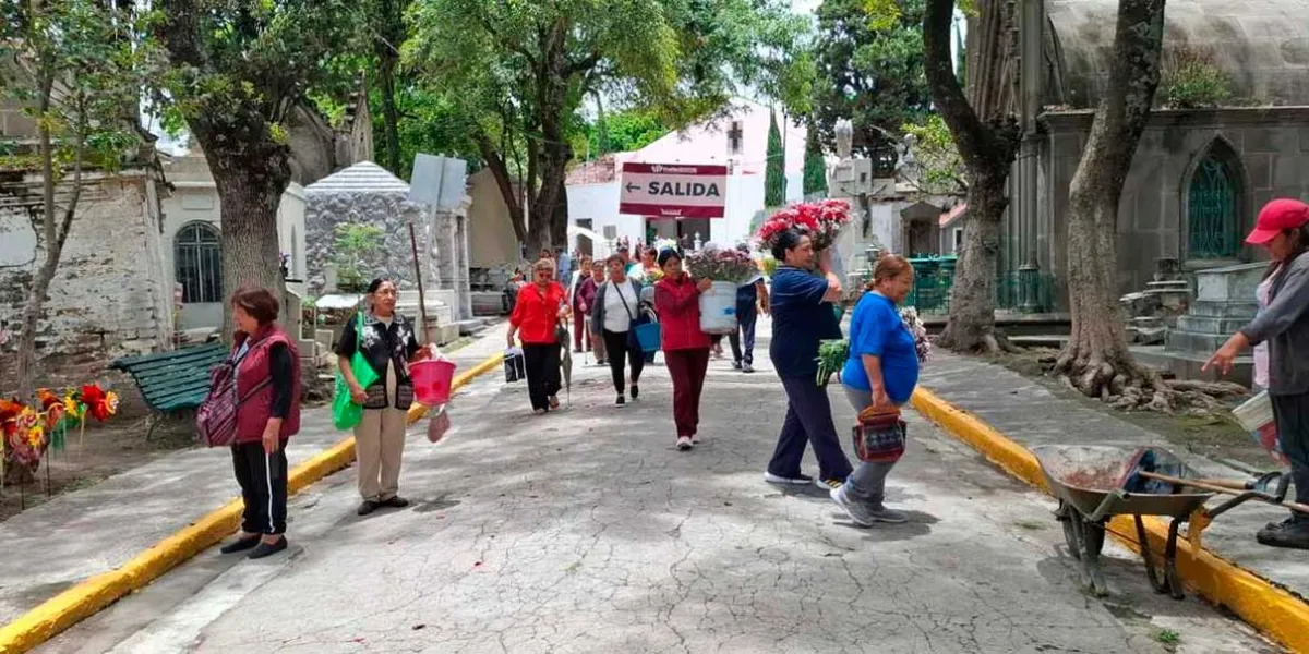 Operativos especiales el Día del Niño y Día de la Madre en el Panteón Municipal