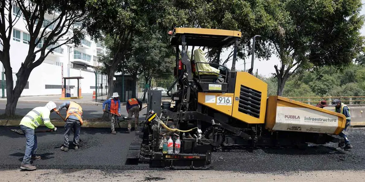 Llega tren de pavimentación a Puebla: atenderán vialidades olvidadas