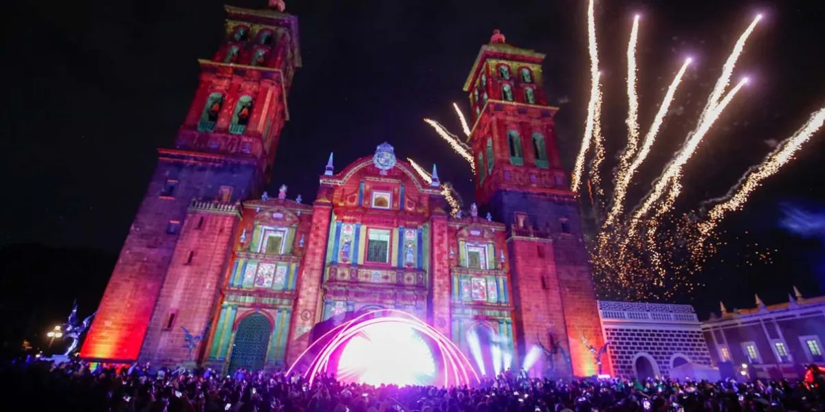 Glow México 2026 llega a su fin en Puebla; arte digital y luces gratis