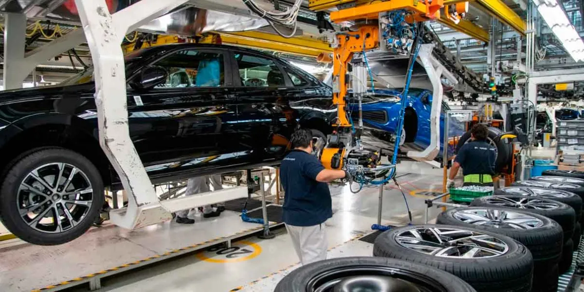 Trabajadores de VW negociarán entre un 13 y 15% de alza salarial 