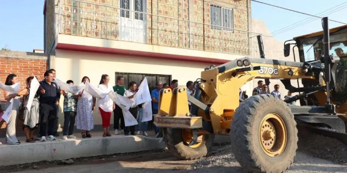 Ariadna Ayala impulsa obras de infraestructura y educación en Atlixco