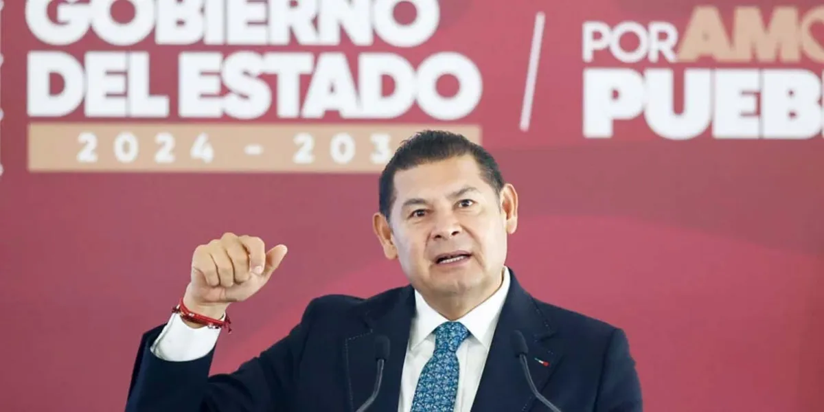 Armenta abre la puerta a funcionarios de Puebla para competir en 2027