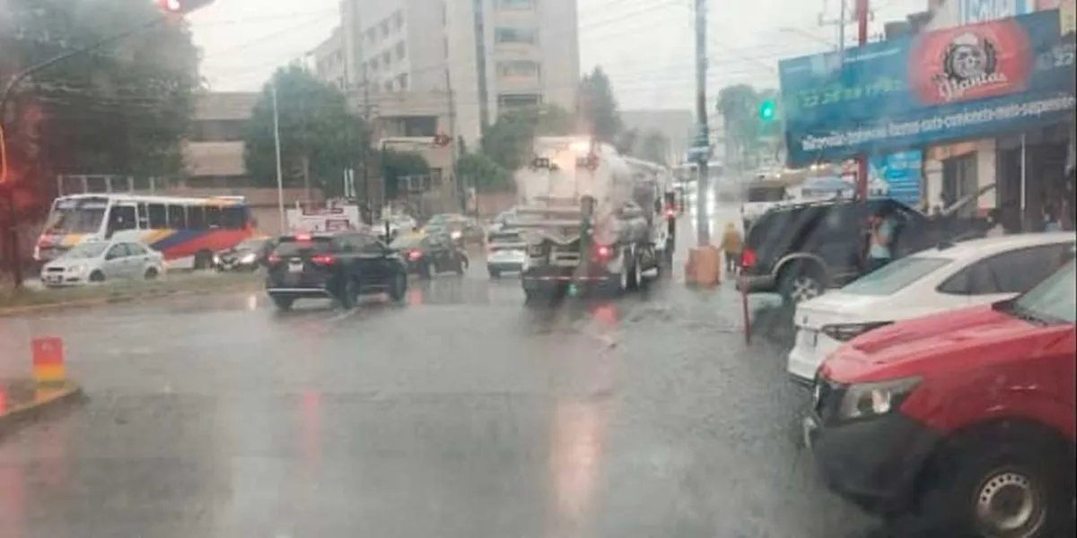 Agua de Puebla atendió puntos de encharcamiento en la ciudad