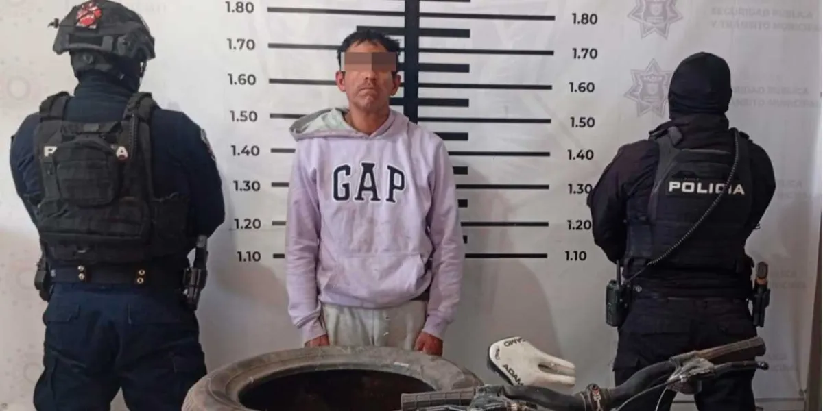 Detienen a ladrón y lo reconocen por otros asaltos en Texmelucan