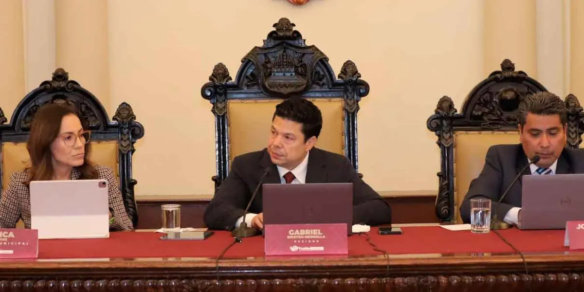 Aprueba Cabildo jubilaciones a trabajadoras y trabajadores del Ayuntamiento de Puebla