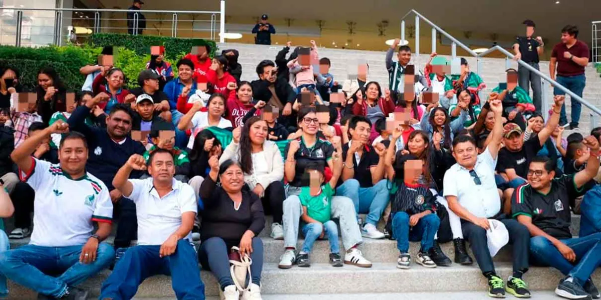 Gabriela "La Bonita" Sánchez impulsa el deporte y premia a jóvenes del Mundialito Llanero en Azumiatla