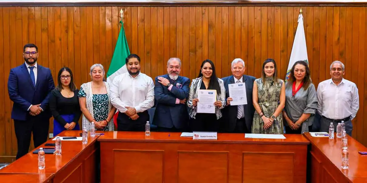 San Pedro Cholula otorgará becas del 50% para licenciaturas gracias a convenio con Tec de Oriente
