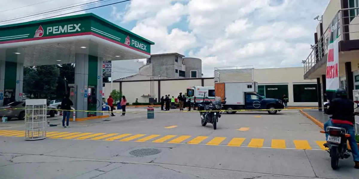 Un muerto el mortal limpieza de cisterna de gasolinería en Texmelucan