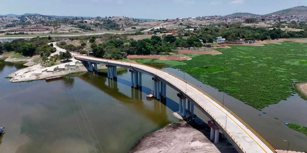Con puente de la transformación, Gobierno Estatal pone fin a 7 décadas de marginación 