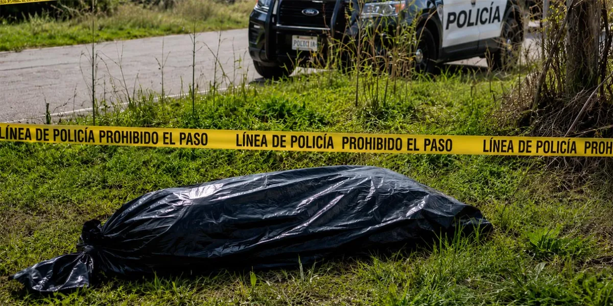 Hallan cuerpo desmembrado en bolsas negras en Tlaola, Puebla