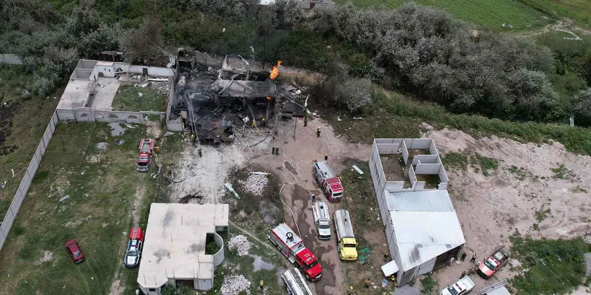 Fuerte explosión en Tepeaca: estallan cuatro cisternas de gas LP