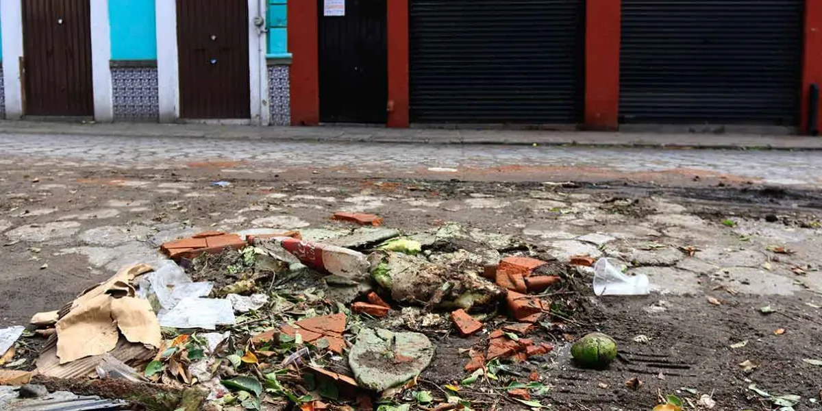 Basura en las calles y drenaje viejo, detonantes para la inundación en la capital