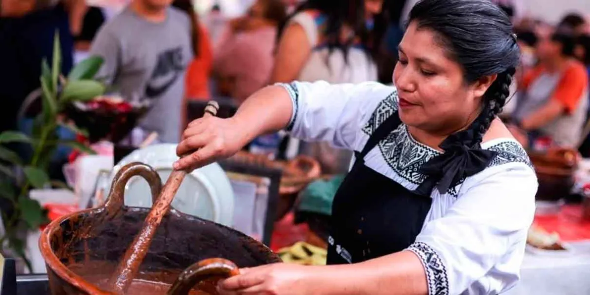 Premia  San Andrés Cholula a las y los ganadores del concurso "Tu mejor mole 2026"