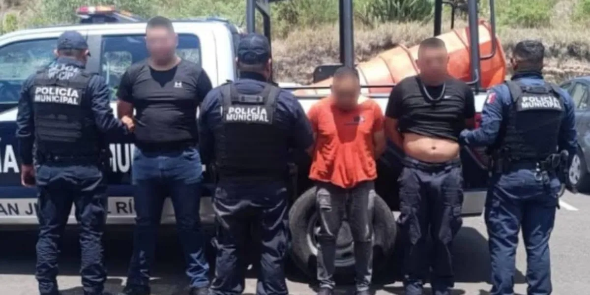 Caen falsos agentes de la FGR en Querétaro, asaltaron empresa extranjera y secuestraron a una mujer