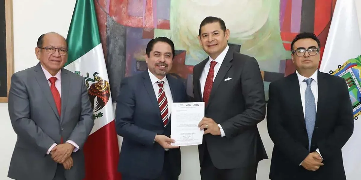 Relevo en el SEDIF: Carlos Ochoa nuevo director; Juan Carlos Valdés llega a Egresos