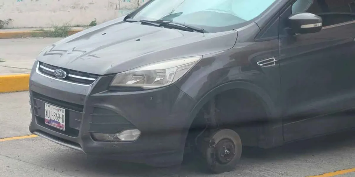 Roban autopartes en unidad San Juan de Texmelucan; vecinos exigen mayor seguridad