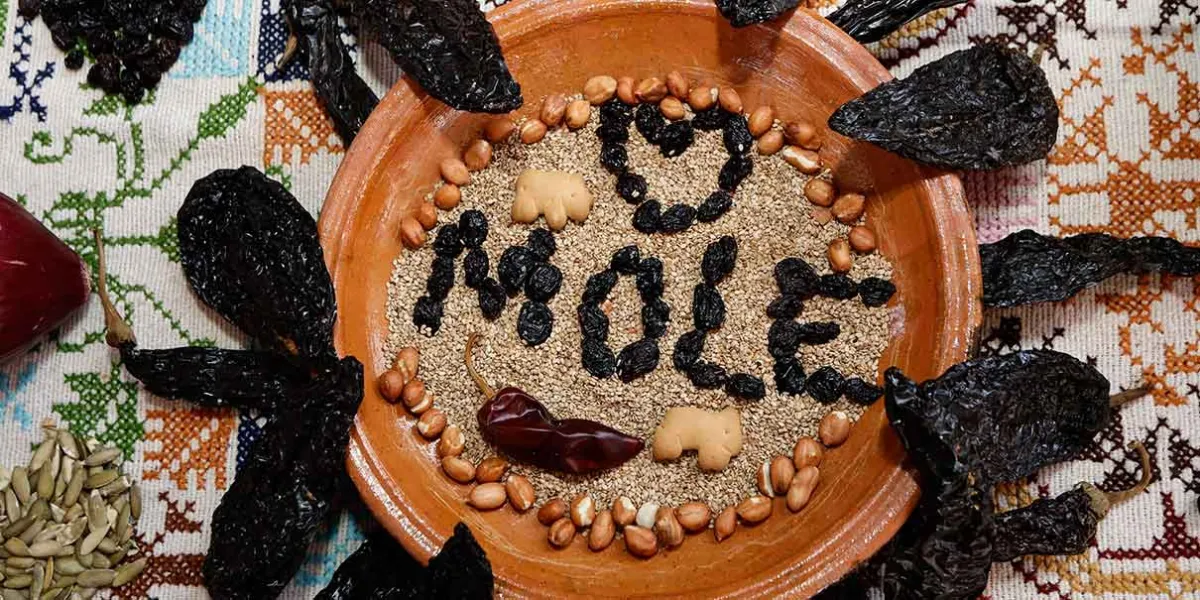 San Andrés Cholula abre concurso de mole con premios de hasta 15 mil pesos