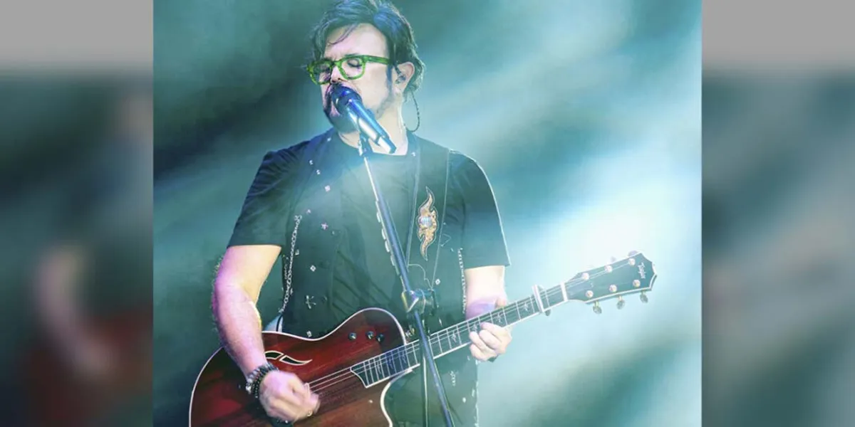 Aleks Syntek llega a Puebla con su gira de 35 Aniversario