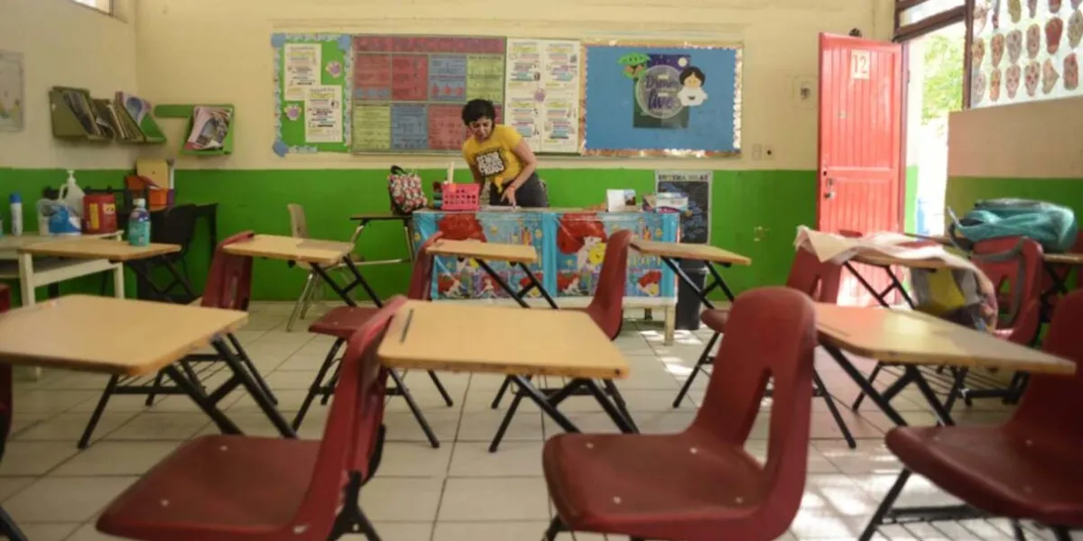 Escuelas no pueden retener boletas ni certificados por cuotas: SEP Puebla