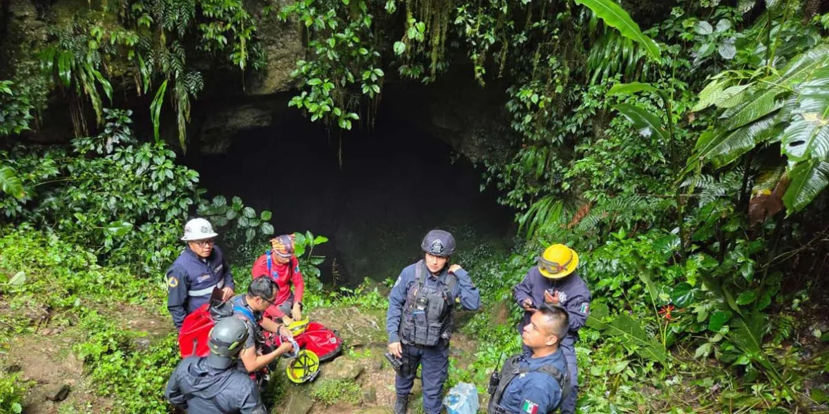 Gobierno investigará operación de guías turísticos tras tragedia en grutas de Cuetzalan