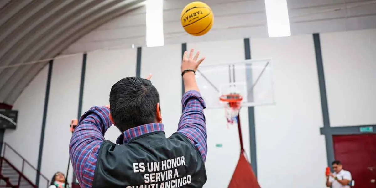 Omar Muñoz inaugura Curso de Verano y fortalece la infraestructura deportiva de Cuautlancingo