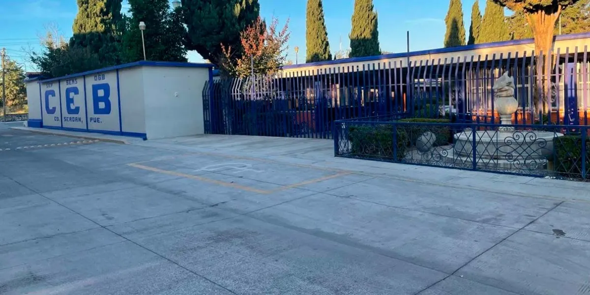 Inconformidades en bachiller de Serdán; hacen llamado a la SEP y exigen investigación 