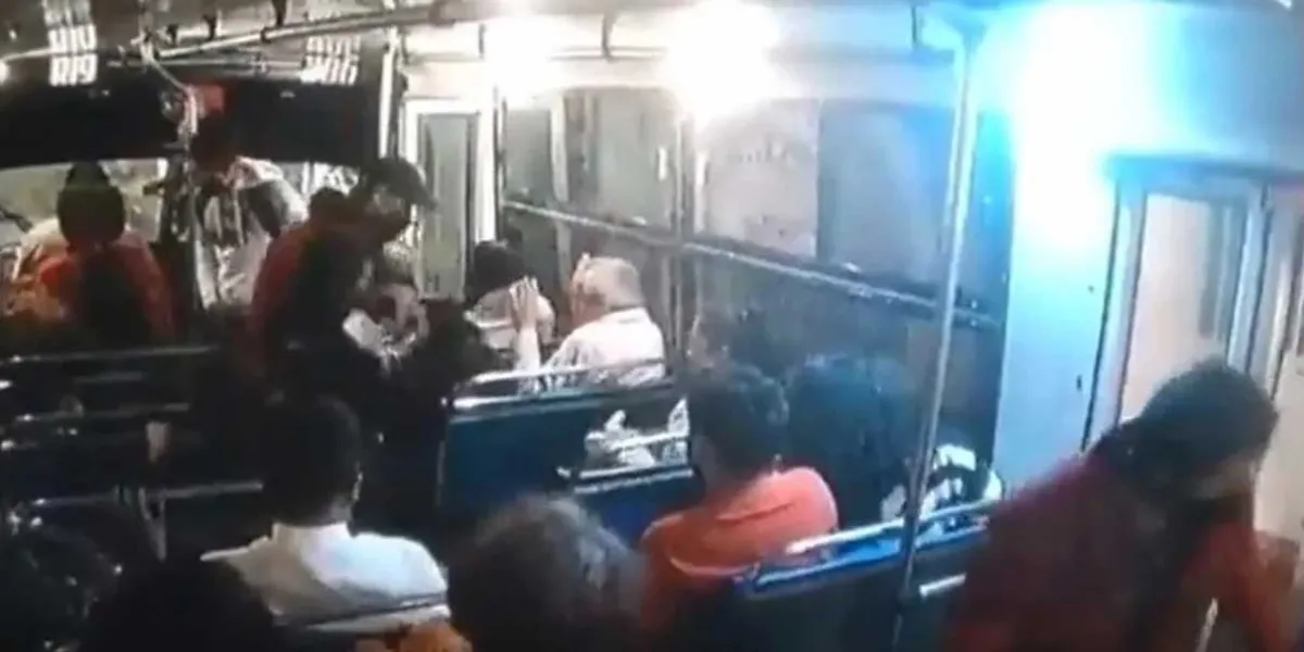 Casi 900 denuncias por robo en el transporte público de Puebla 