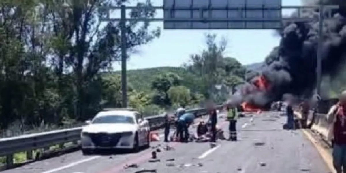 Choque múltiple e incendio en la Guadalajara-Tepic deja 10 muertos