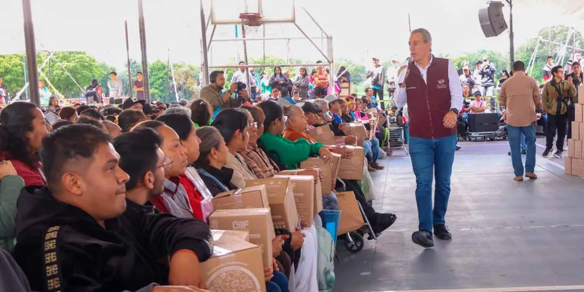 Pepe Chedraui entregó 10 mil despensas del programa “Alimentación Imparable” en la Laguna de Chapulco