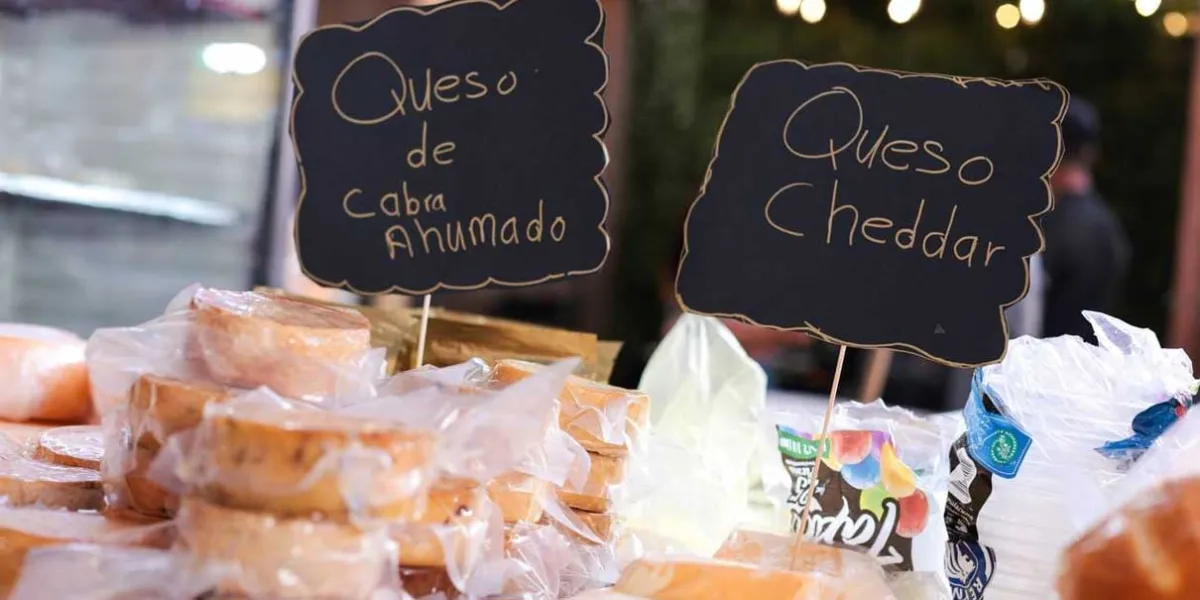 Inició la Feria del Queso de Santa María Tonantzintla 