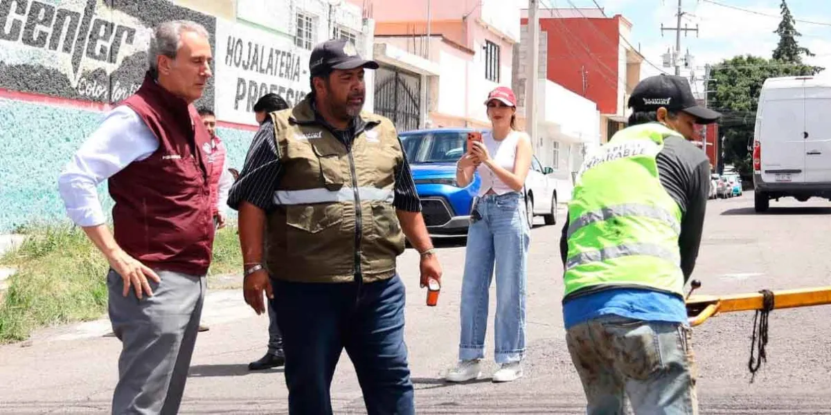 Despliegua Pepe Chedraui cuadrillas de bacheo en la colonia Belisario Domínguez