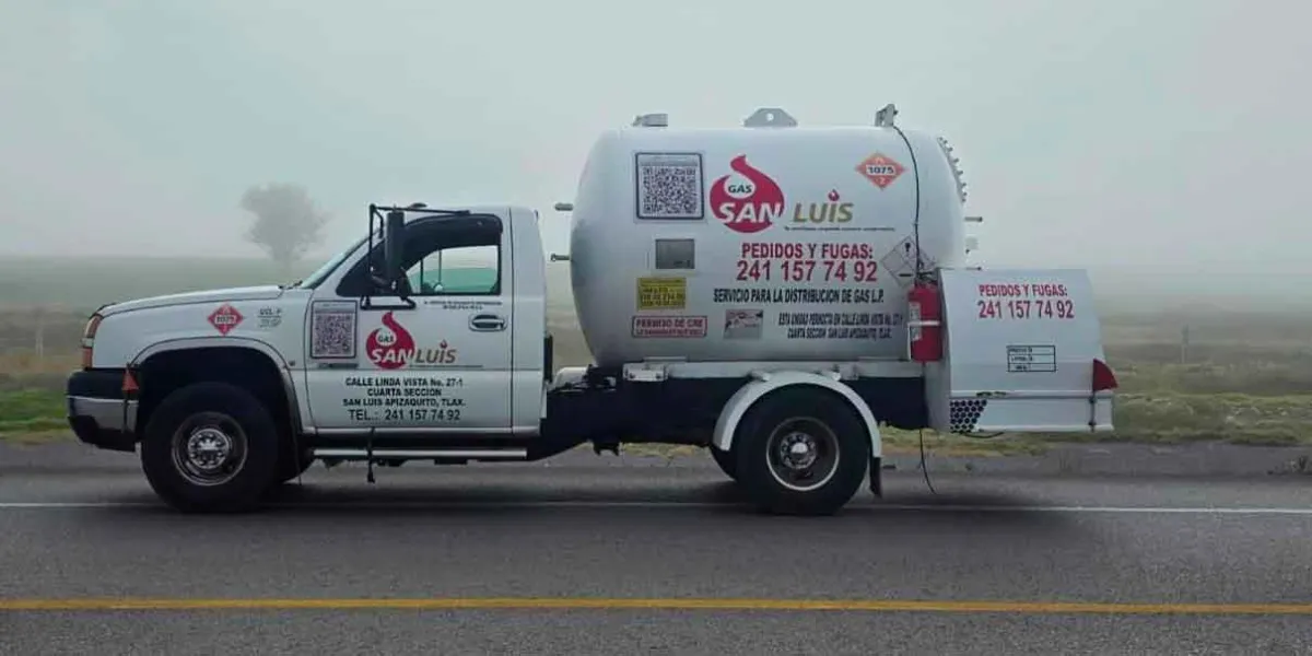 SSP asegura pipa con 3 mil 800 litros de gas LP en Palmar de Bravo